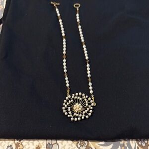 Elegant Gold and White Pearl Necklace